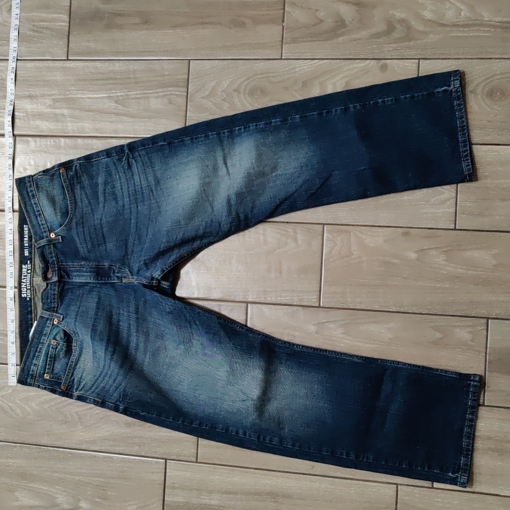Men's Levis straight leg SOLD!!